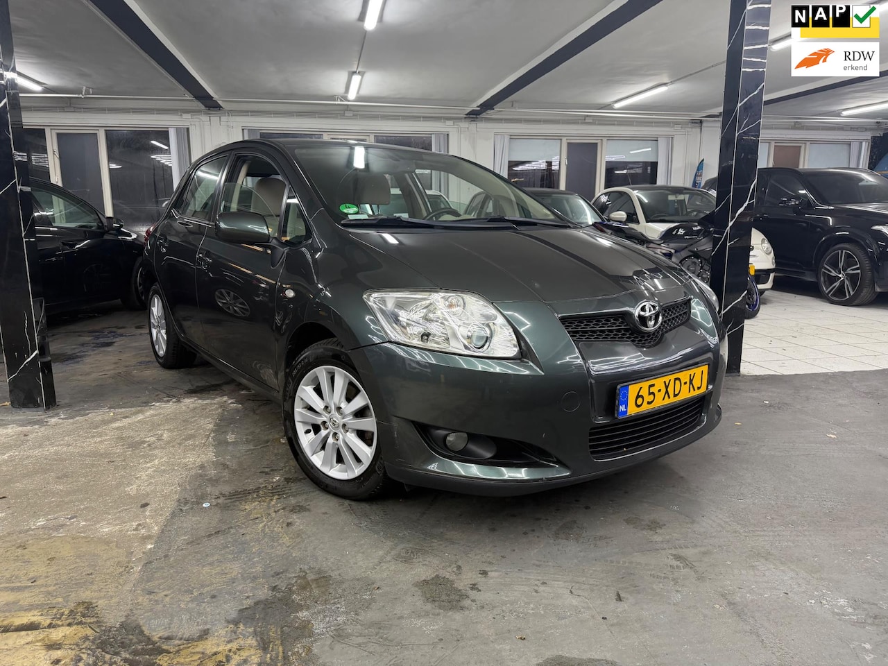 Toyota Auris - 1.6-16V Luna Automaat/Airco 5DR - AutoWereld.nl