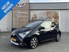 Toyota Aygo X - X-PLAY 5-DEURS APPLE/ANDROID PARKCAMERA LM-VELGEN EL-RAMEN EL-SPIEGELS