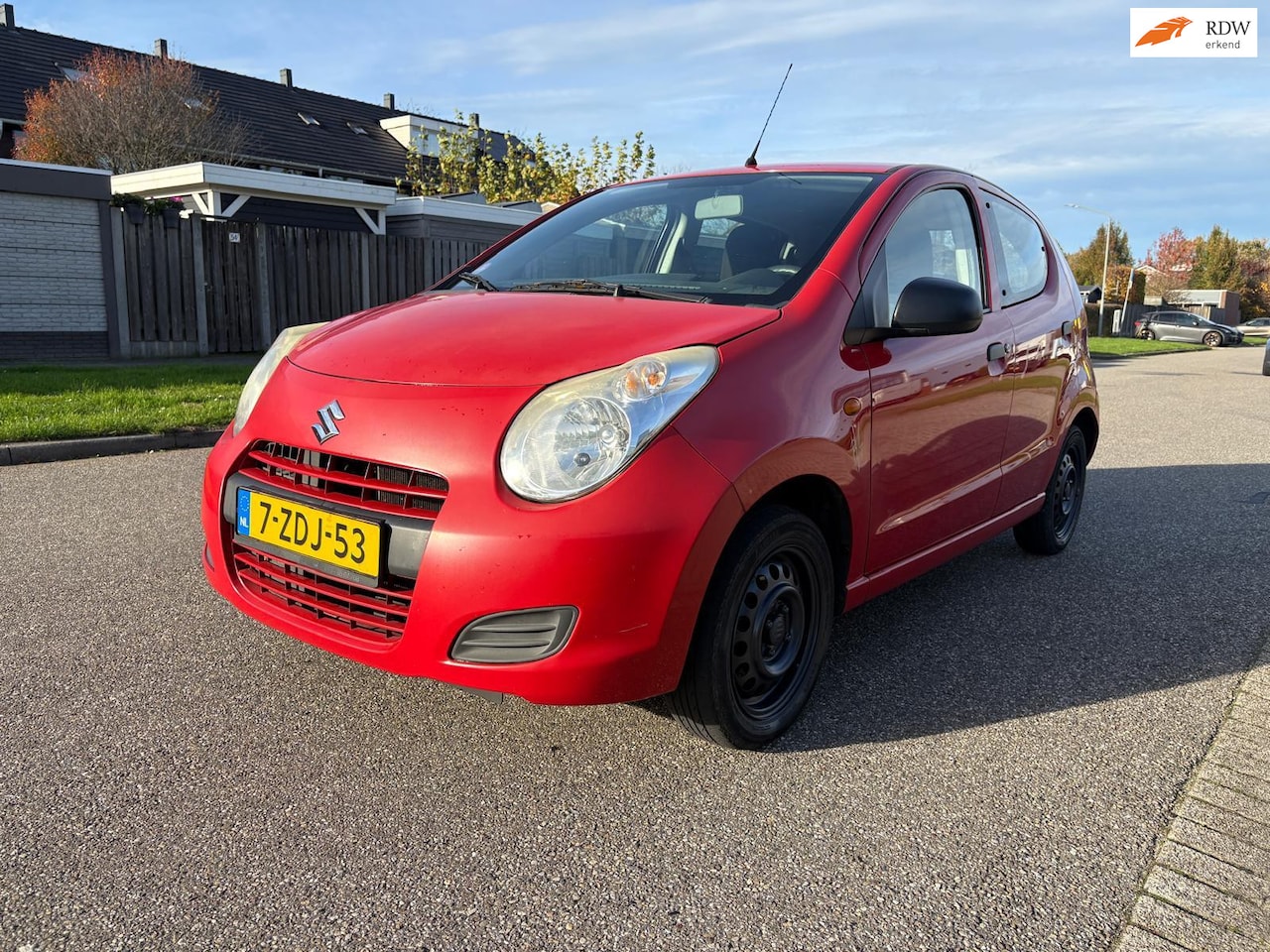 Suzuki Alto - 1.0 Base 5DR*Nieuwe APK*Dealer onderhouden*Stuurbekrachtiging*2e eigenaar* - AutoWereld.nl