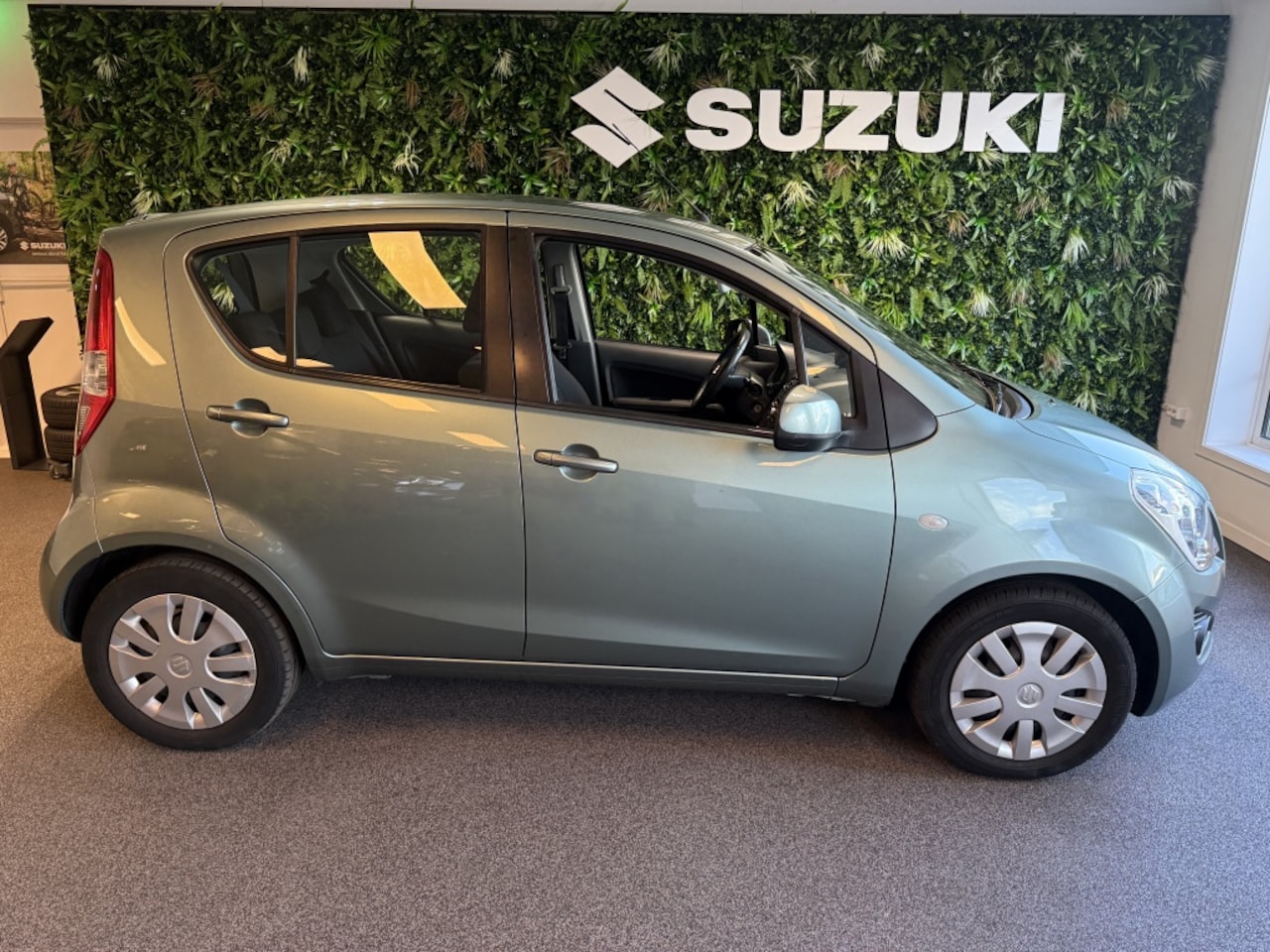 Suzuki Splash - Dealer onderhouden 1.2 Comfort hoge in- uitstap Airconditioning Cruise Control - AutoWereld.nl