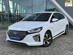 Hyundai IONIQ - 1.6 GDi First Edition 141pk Camera / Panoramadak / Stoelverwarming