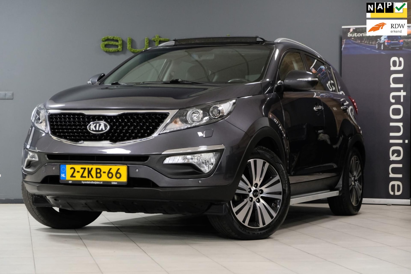 Kia Sportage - 2.0 ExecutiveLine *Dubbel Panoramadak* Leder/Automaat/Navi/ 160dkm Zeer goed Onderhouden - AutoWereld.nl