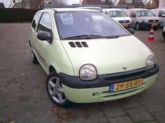 Renault Twingo - 1.2 Emotion VOORZIEN VAN AIRCO ( INRUIL KOOPJE )