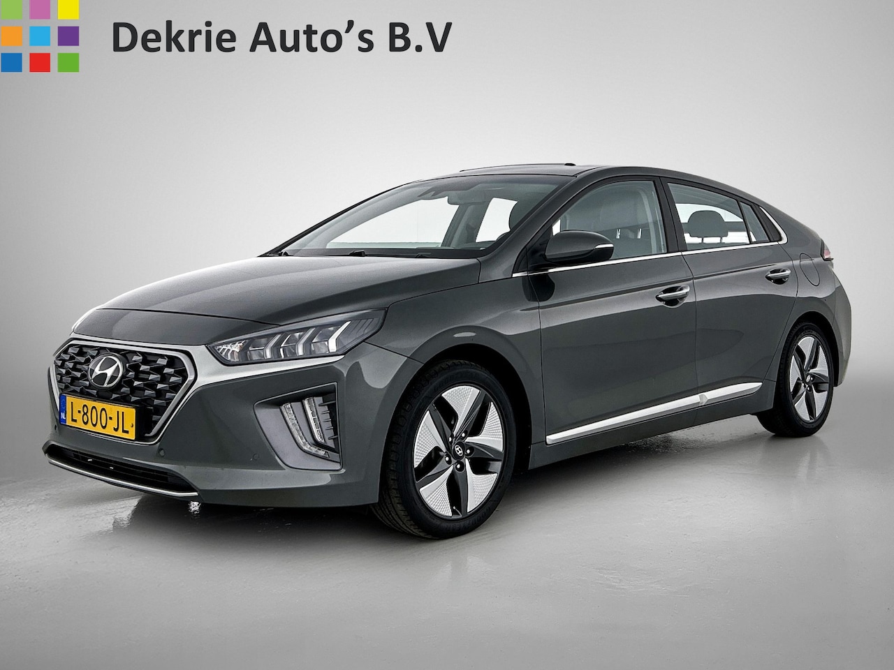 Hyundai IONIQ - 1.6 GDi Automaat Hybride Premium - Plus Sky / Schuifdak / Leder / Xenon / Navigatie / Airc - AutoWereld.nl
