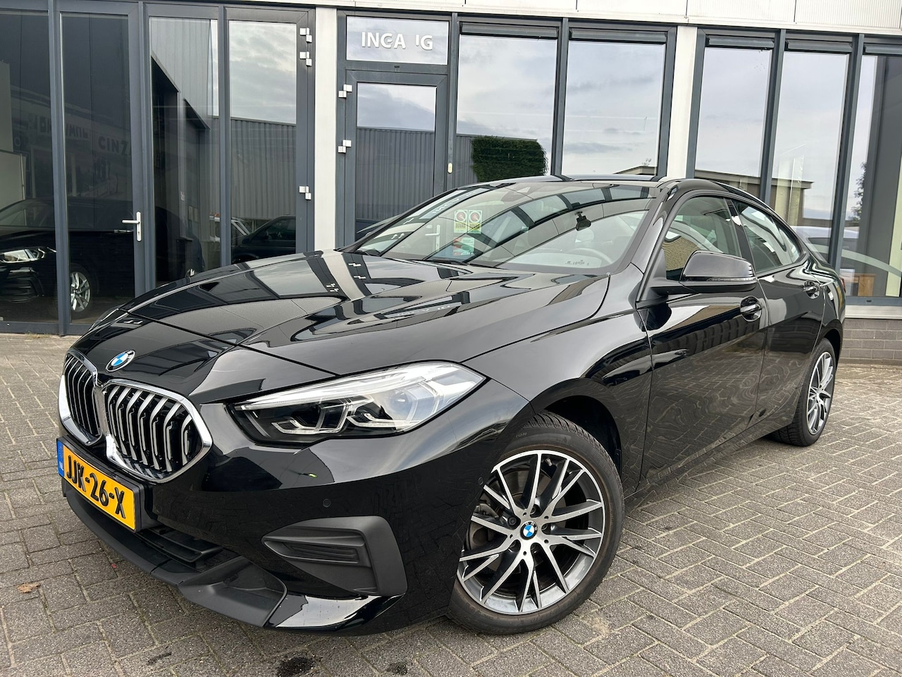 BMW 2-serie Gran Coupé - 218i 17 inch BMW Origineel Y-spaak | High Excutive Grill | Apple Car Play - AutoWereld.nl