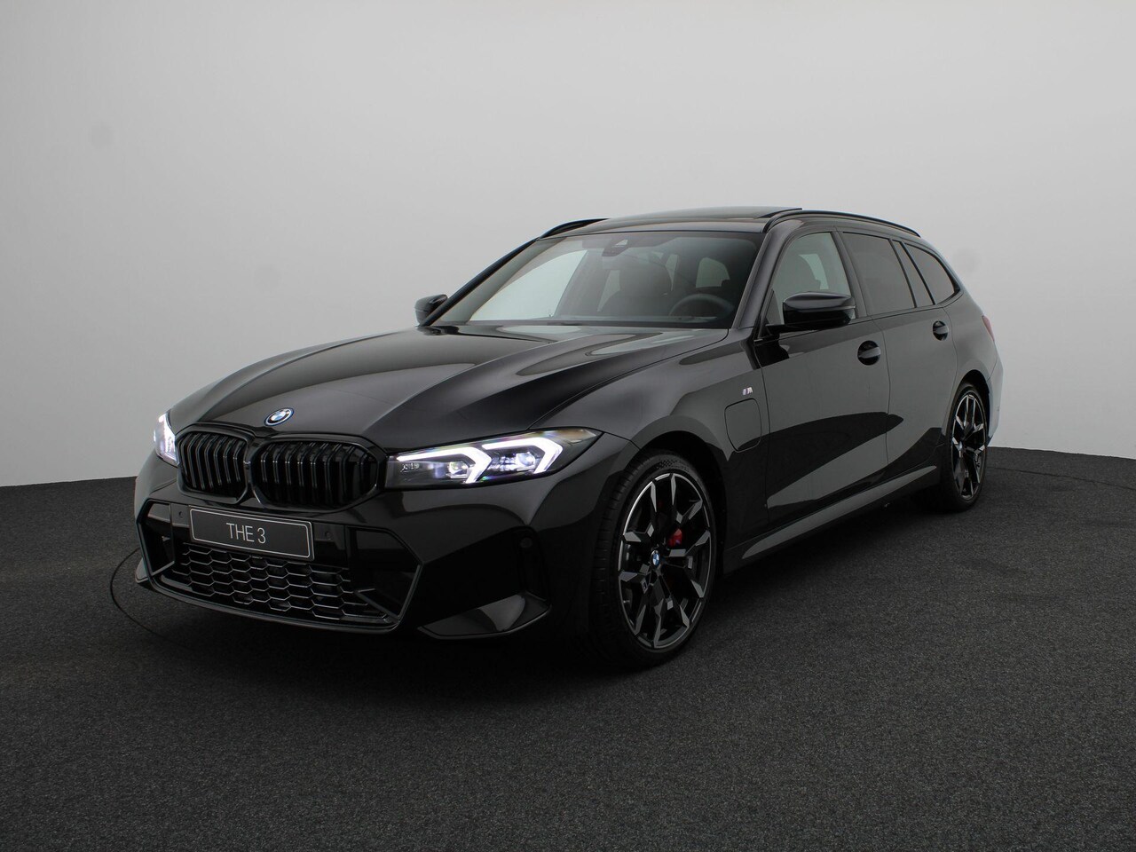 BMW 3-serie Touring - 330e | M Sportpakket Pro | Comfort Pack | Innovation Pack - AutoWereld.nl