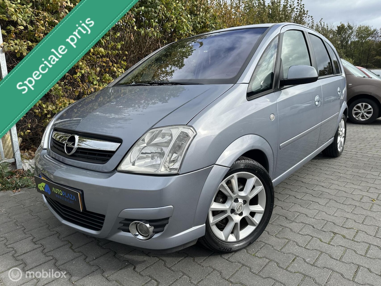 Opel Meriva - 1.6-16V Cosmo / Automaat / Meeneemprijs - AutoWereld.nl