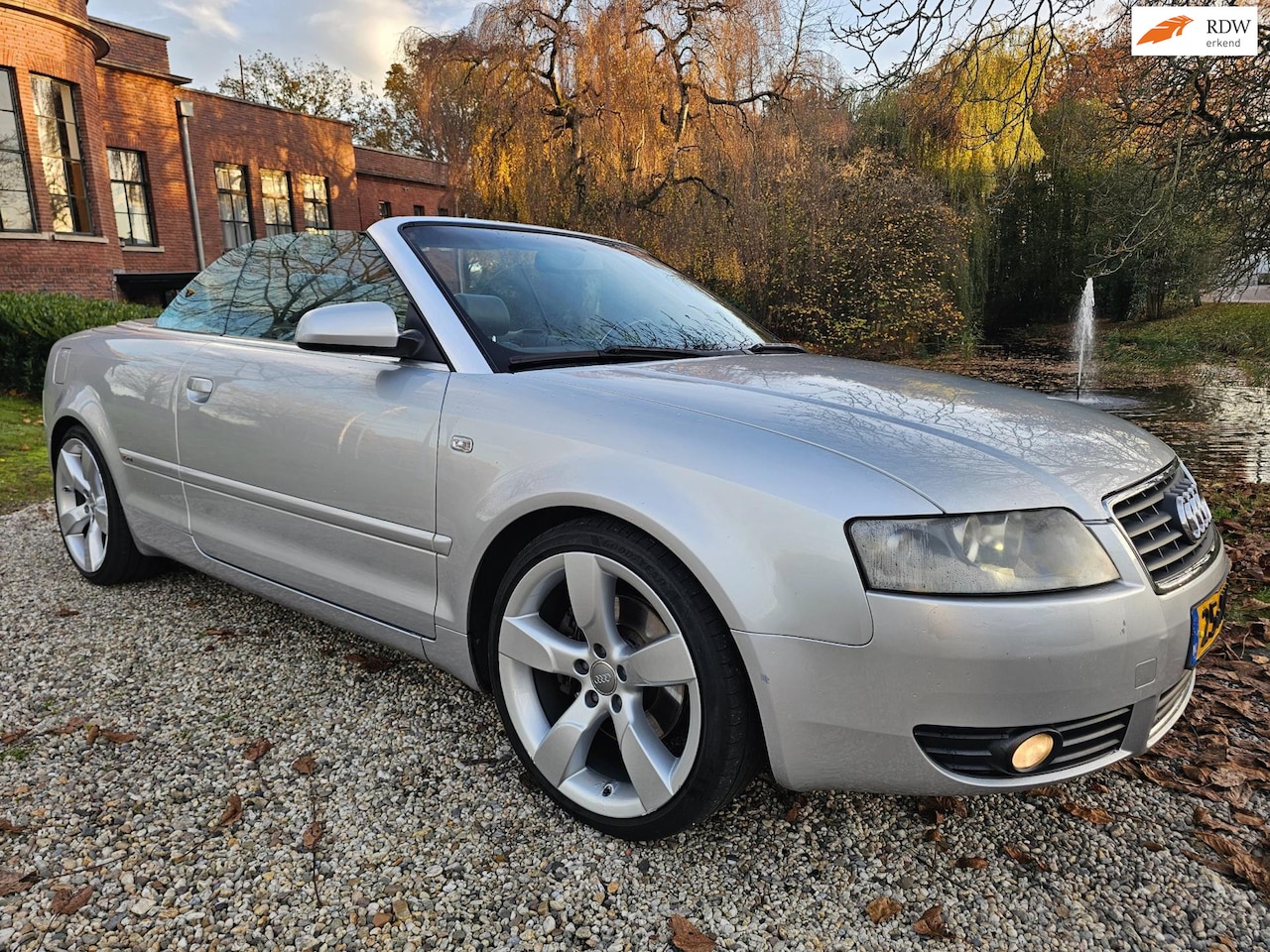 Audi A4 Cabriolet - 2.4 V6 XENON/leer/AIRCO - AutoWereld.nl