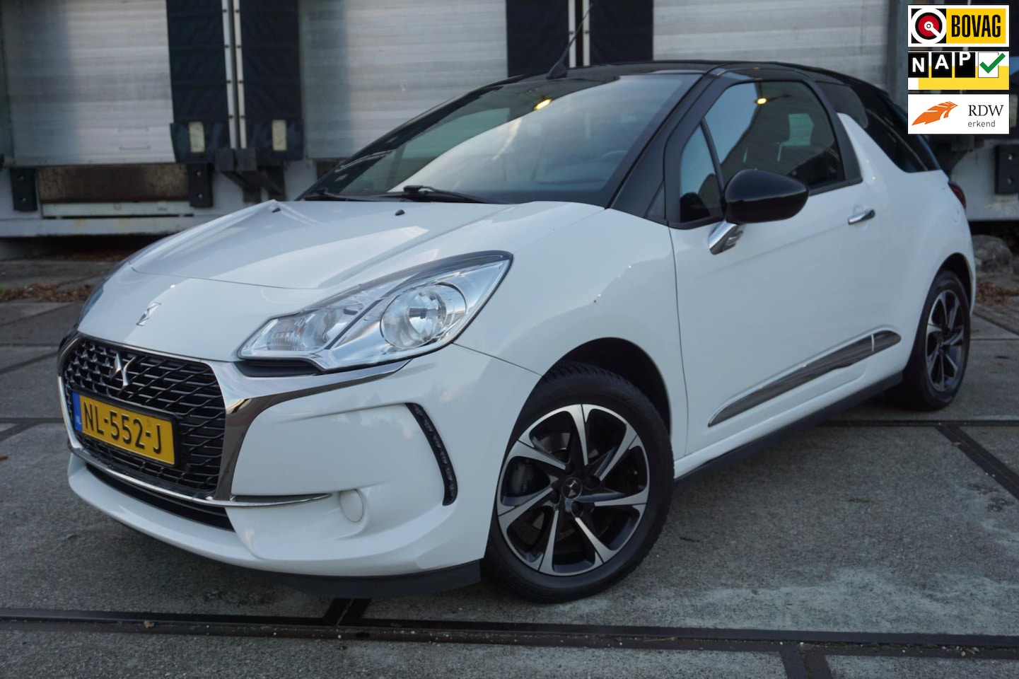 DS 3 Cabrio - 1.2 PureTech So Chic 1.2 PureTech So Chic - AutoWereld.nl