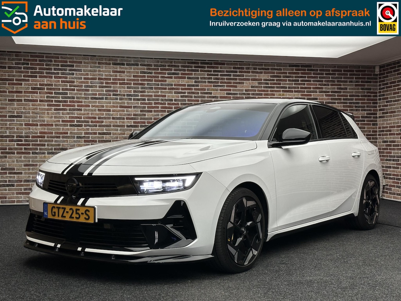 Opel Astra - GSe 1.6 Turbo Plug In Hybrid | Sterrenhemel| Alcantara| Head-up| Memory| - AutoWereld.nl