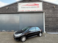 Peugeot 206 - 1.1 XR