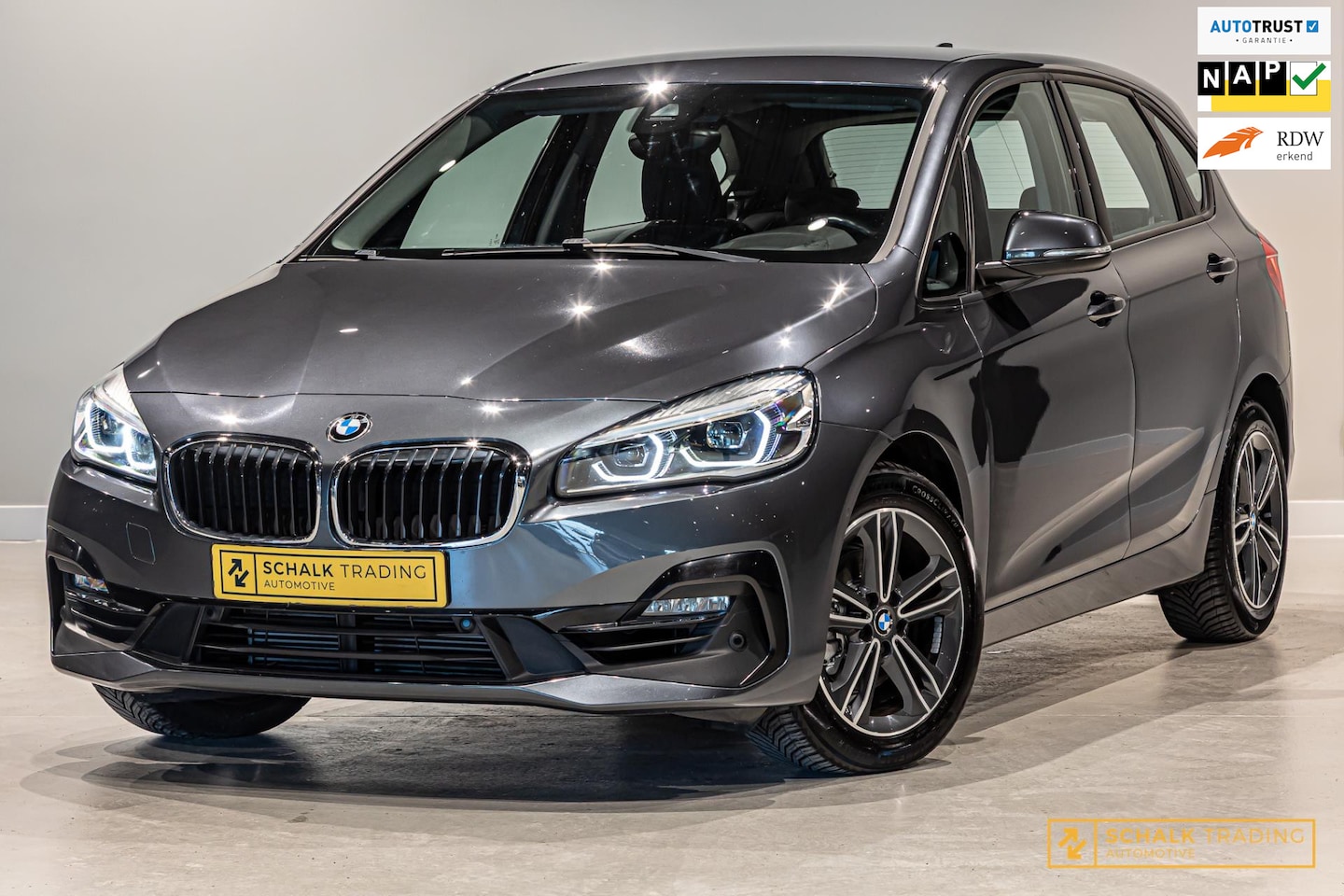 BMW 2-serie Active Tourer - 218i|NAP|1eig|Trekhaak|Psensor - AutoWereld.nl