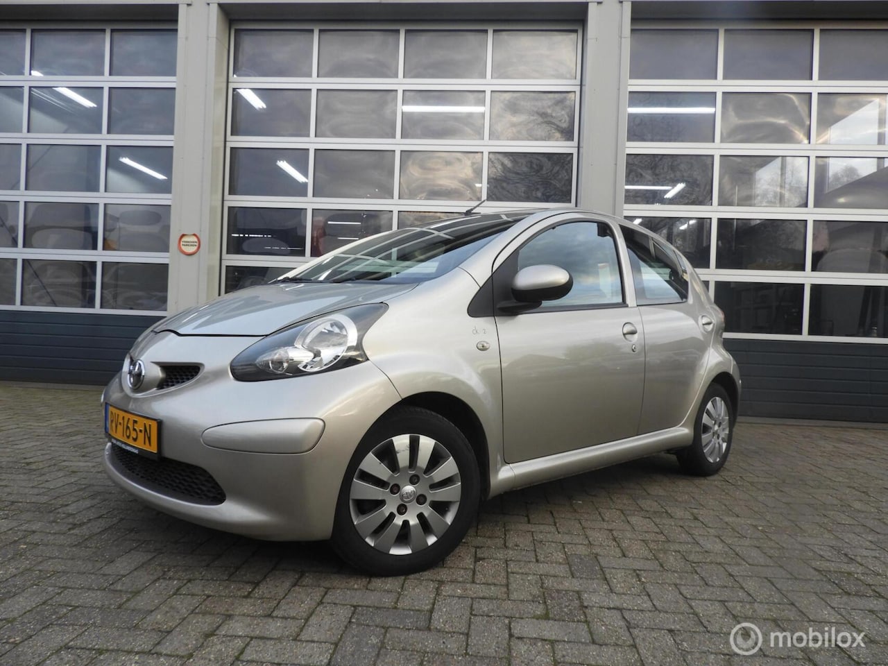 Toyota Aygo - 1.0 Calvin Klein , Airco , 5 drs - AutoWereld.nl