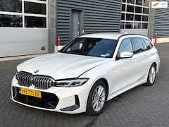 BMW 3-serie Touring - 320i, M-sportpakket, navigatie, 360 camera, head-up