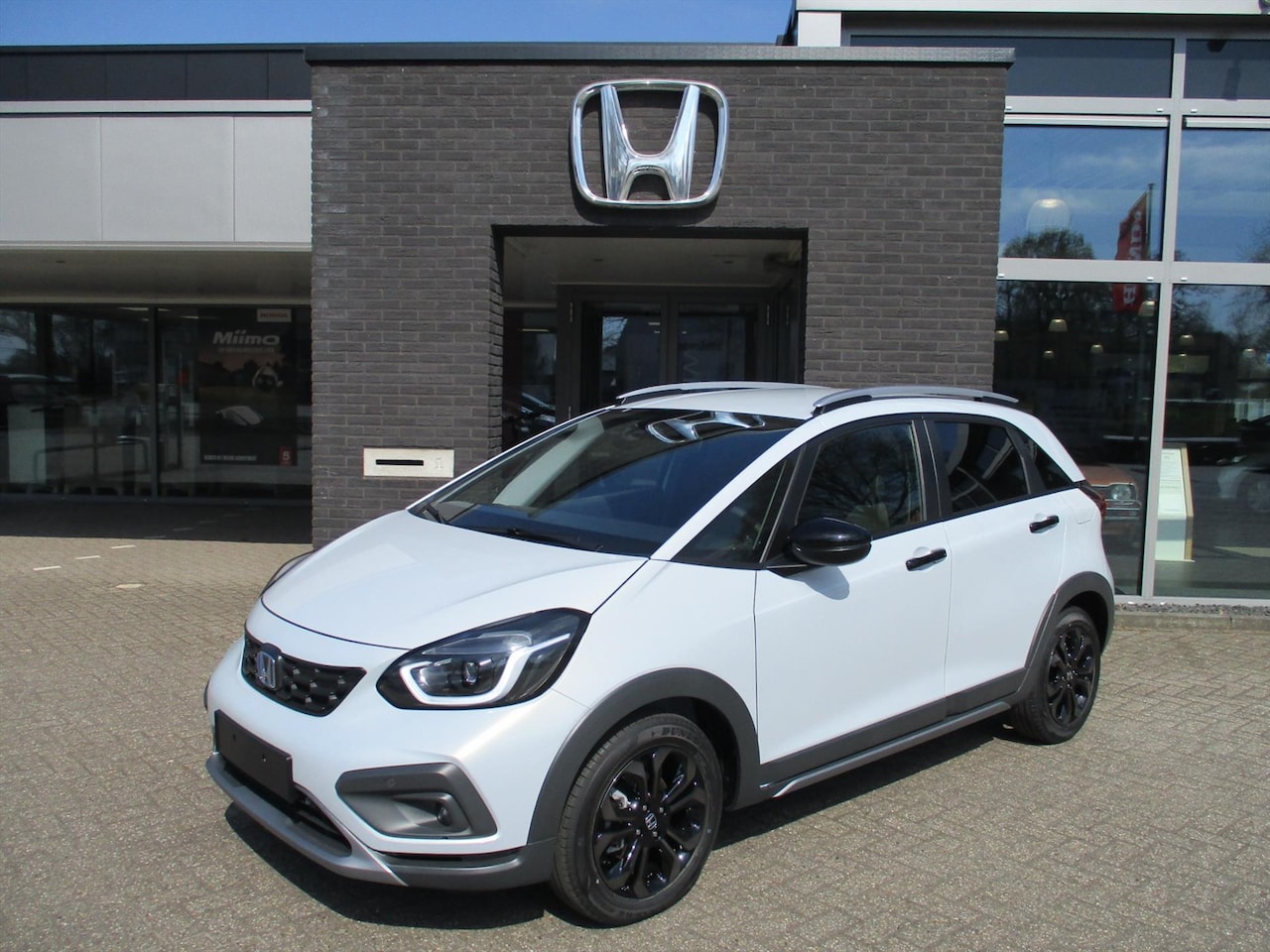 Honda Jazz - 1.5 i-MMD 109pk Hybrid CVT Crosstar | Rijklaar - AutoWereld.nl