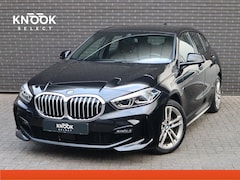 BMW 1-serie - 118i High Executive M Sport Pakket Automaat / Live Cockpit Professional / Leder / Hifi / S