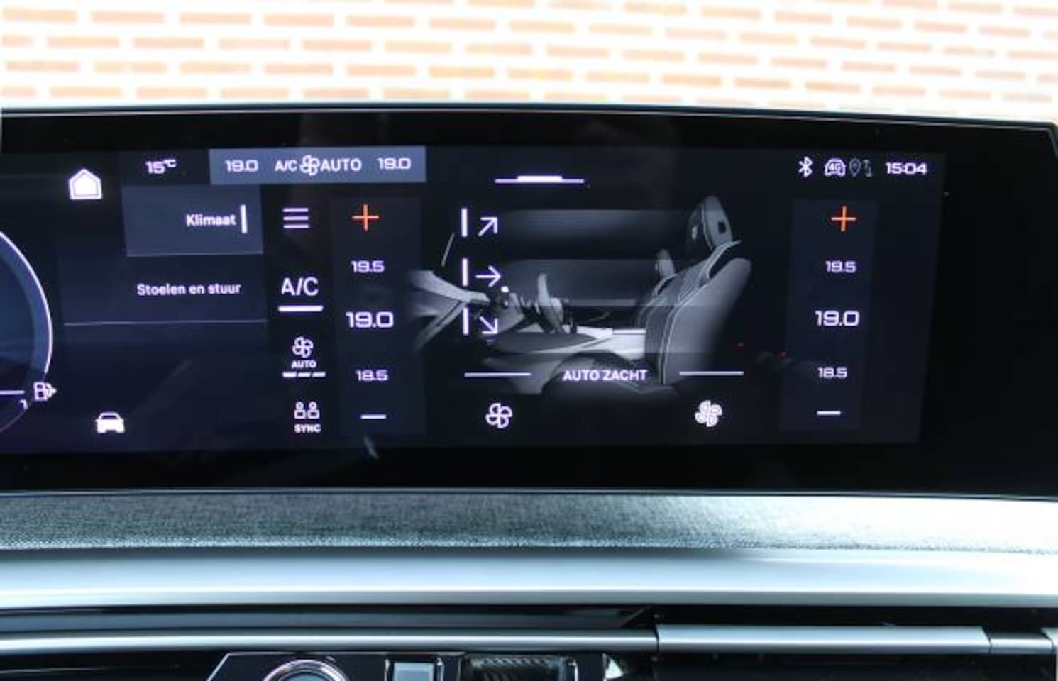 Peugeot 3008 - 1.2 HYBRID 136pk e-DCS6 GT