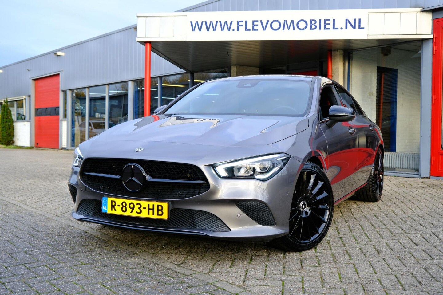 Mercedes-Benz CLA-Klasse - 180 Luxury Line Aut. Leder|Cam|Navi|Apple CarPlay|LMV - AutoWereld.nl