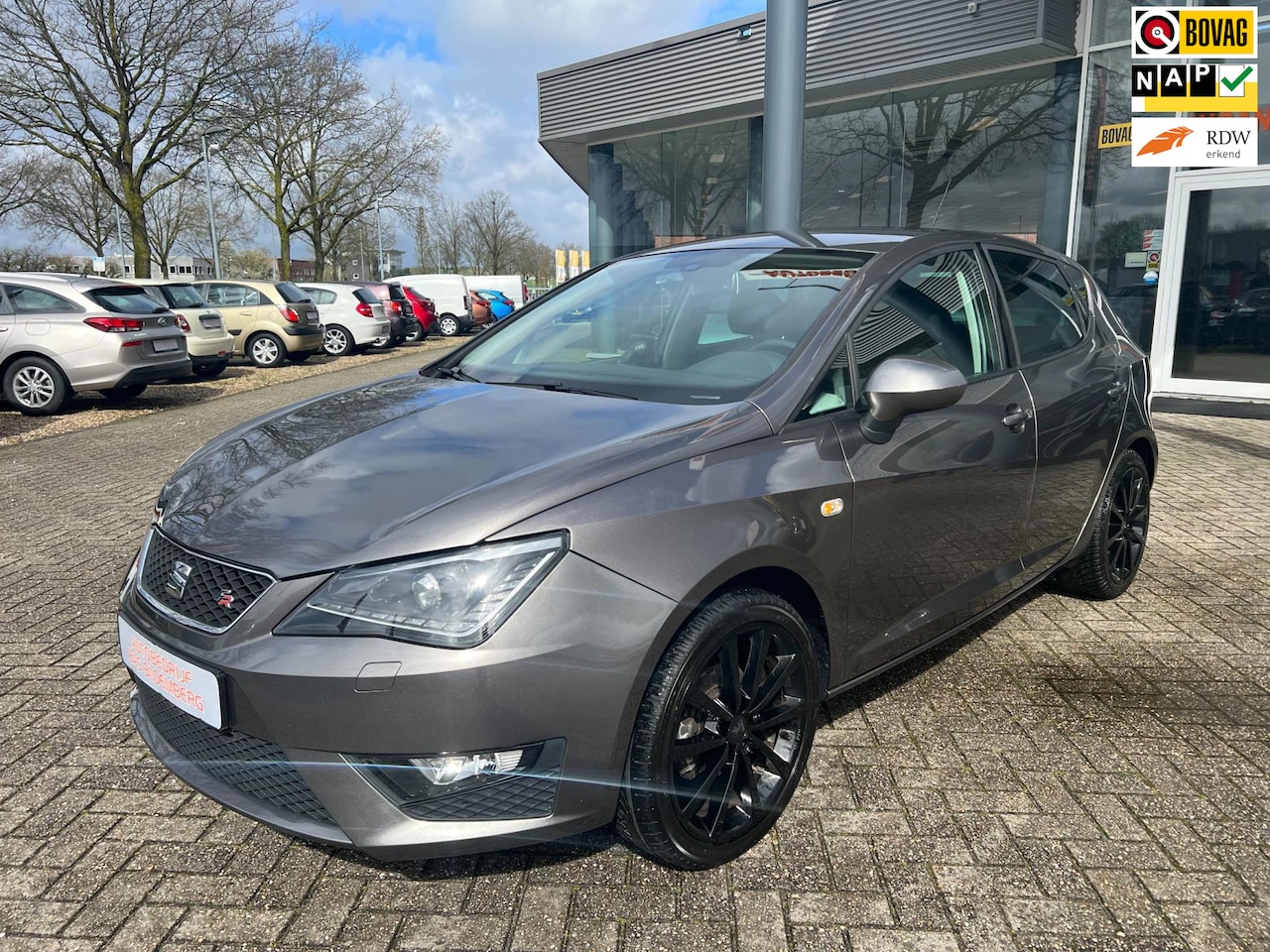 SEAT Ibiza - 1.2 TSI FR 1.2 TSI FR, Navigatie, cruise, lm velgen, etc - AutoWereld.nl