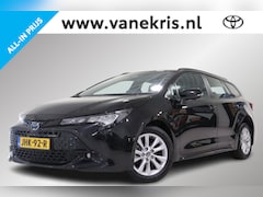 Toyota Corolla Touring Sports - Hybrid 140 Dynamic, Parkeersensoren, Stoelverwarming , NAVI