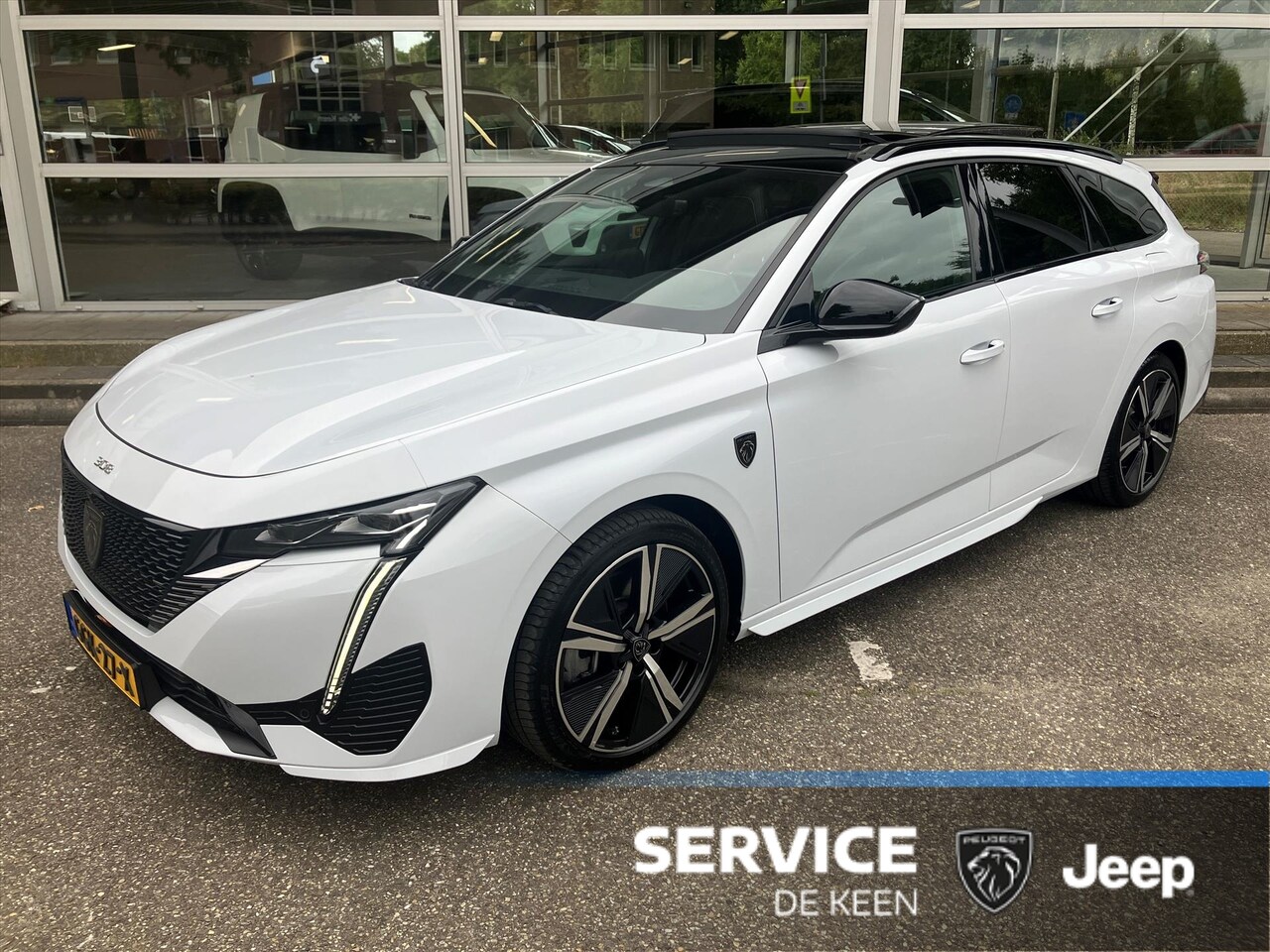 Peugeot 308 SW - 1.6 Plug-in HYbrid 180pk e-EAT8 GT BOMVOL!!! I NL AUTO - AutoWereld.nl