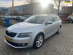 Skoda Octavia Combi - 1.4 TSI Greentech - NAVIGATIE - TREKHAAK