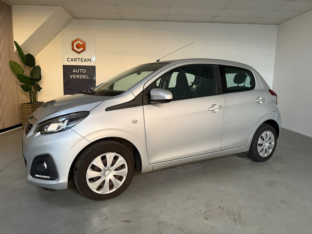 Peugeot 108 - 1.0 e-VTi Active Airco - AutoWereld.nl