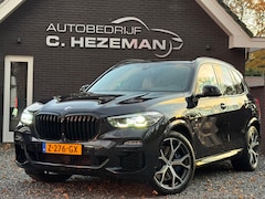 BMW X5 - XDrive45e 2021 Carplay M-pakket 360 Adaptive Cruise Ambient Carbonschwarz