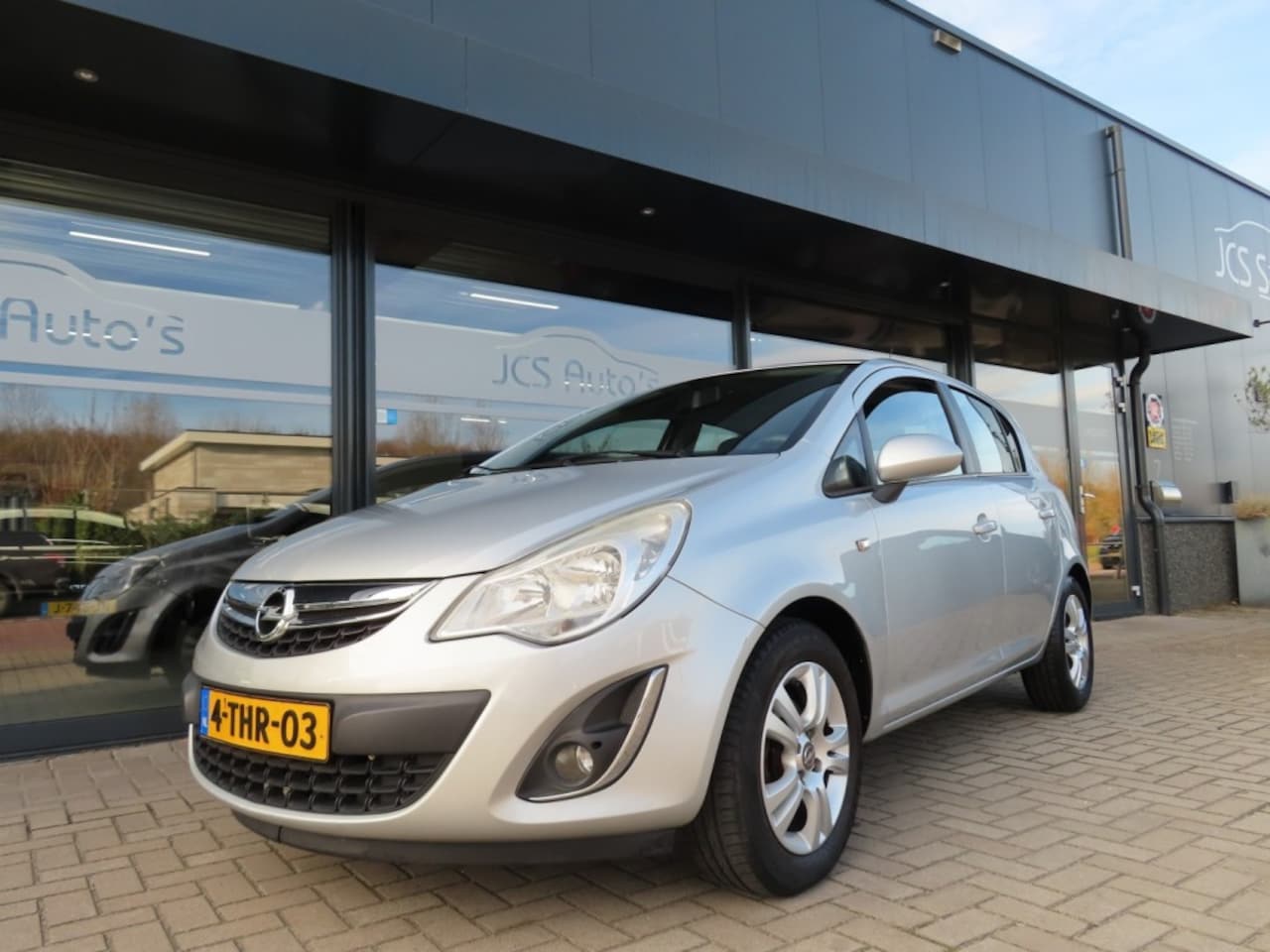 Opel Corsa - 1.2-16V Ann. Edition Airco 15 Inch 5 Deurs 2013 - AutoWereld.nl