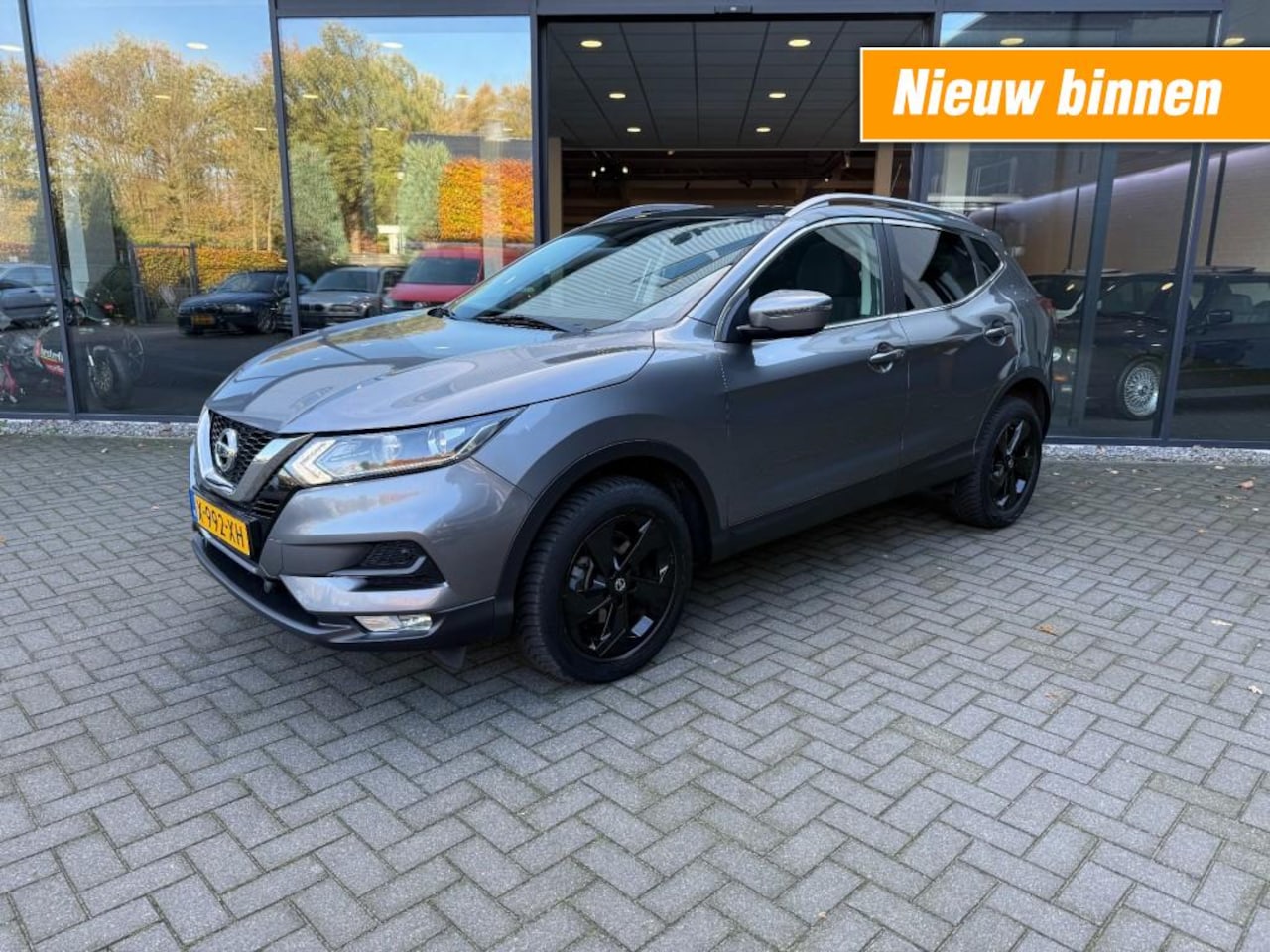 Nissan Qashqai - 1.3 DIG-T Edition 140pk,Panorama,Carplay,Clima,Cruise,Camera,PDC - AutoWereld.nl