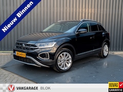 Volkswagen T-Roc - 1.5 TSI 150Pk DSG Style | Trekhaak afnb. | IQ Light | Allseason banden | Prijs Rijklaar