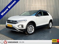 Volkswagen T-Roc - 1.5 TSI 150Pk DSG Style | Trekhaak afnb. | IQ Light | Allseason banden | Prijs Rijklaar