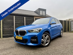 BMW X1 - sDrive18i High Executive M-sport, vol leder, head up disp