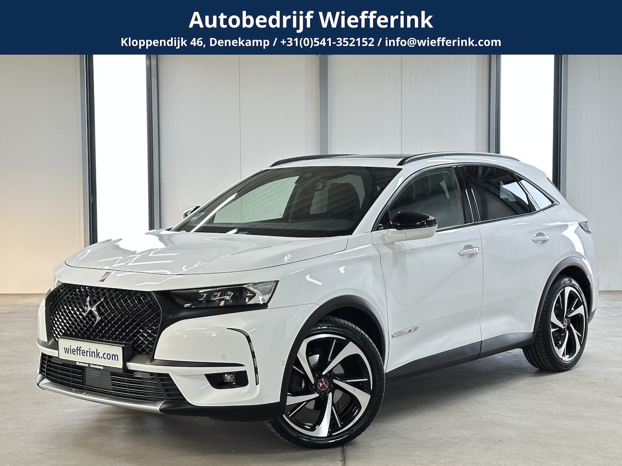 DS 7 Crossback - 1.6 PureTech Performance Line 181pk | Elek. Pano | Trekhaak | Focal HIFI Sound | Elek. sto - AutoWereld.nl