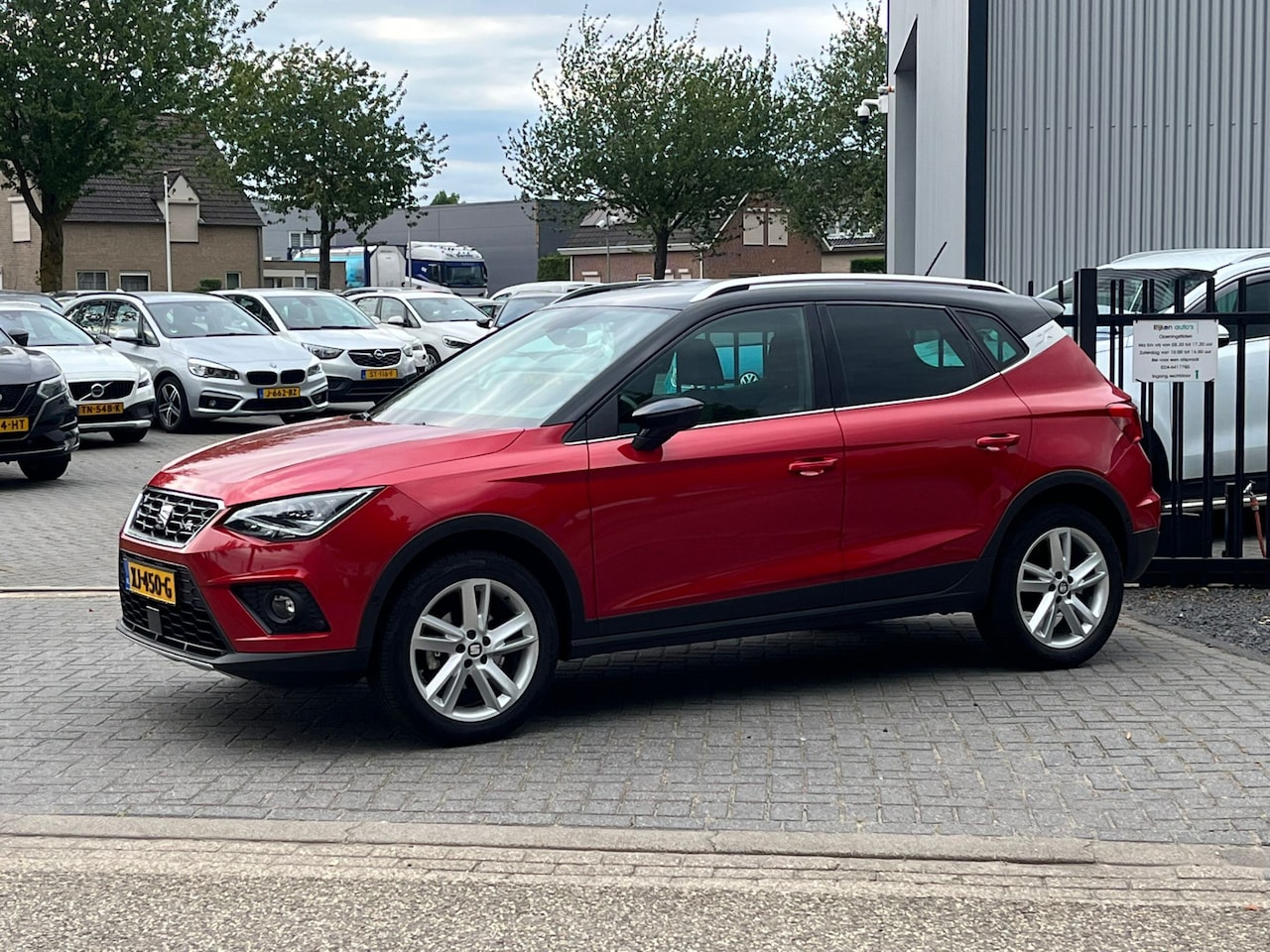 SEAT Arona - 1.0 TSI FR Business Intense. BI Tone, Navi, Camera, Adaptief Cruise, Led Koplampen - AutoWereld.nl