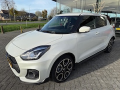 Suzuki Swift - 1.4 Sport Smart Hybrid