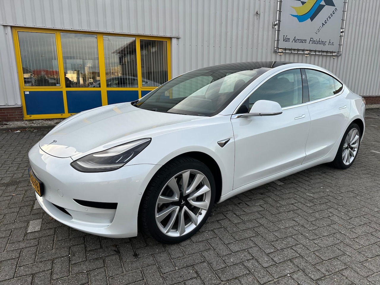 Tesla Model 3 - Standard RWD Plus 60 kWh - AutoWereld.nl
