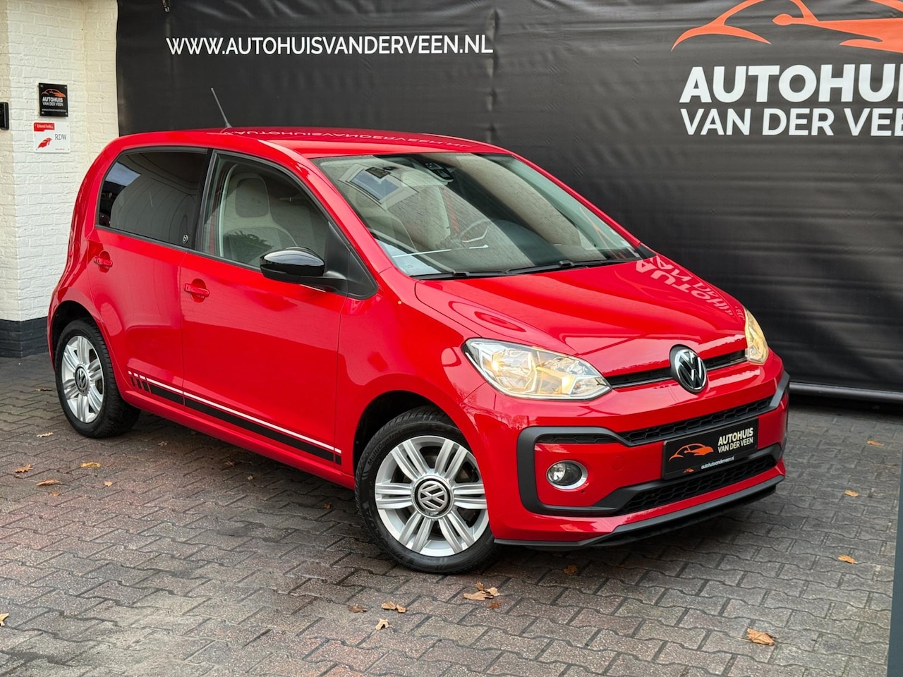 Volkswagen Up! - 1.0 BMT Up! Beats/Cruise/PDC/Clima/Etc! - AutoWereld.nl