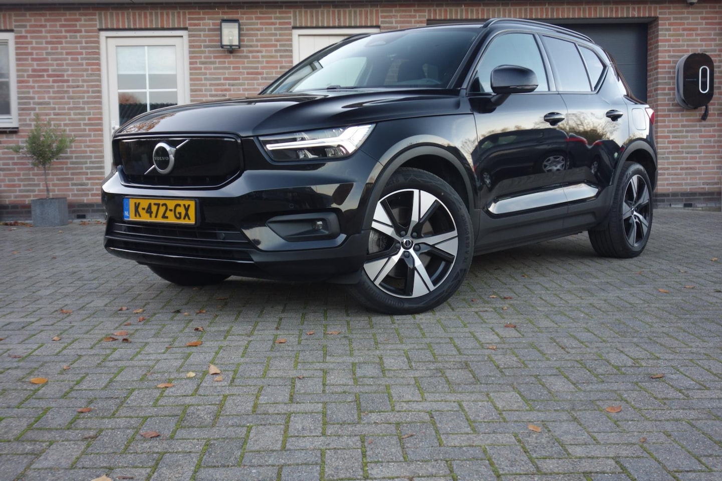 Volvo XC40 - Recharge P8 AWD R-Design Recharge P8 AWD R-Design - AutoWereld.nl