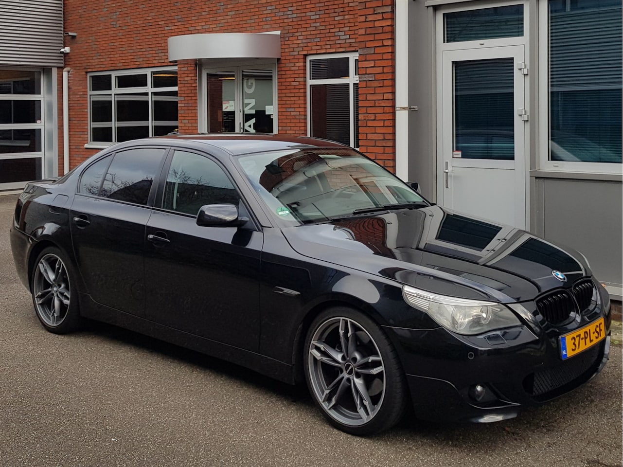 BMW 5-serie - 530i Aut M Pakket! Leder Navi 19" Xenon - AutoWereld.nl