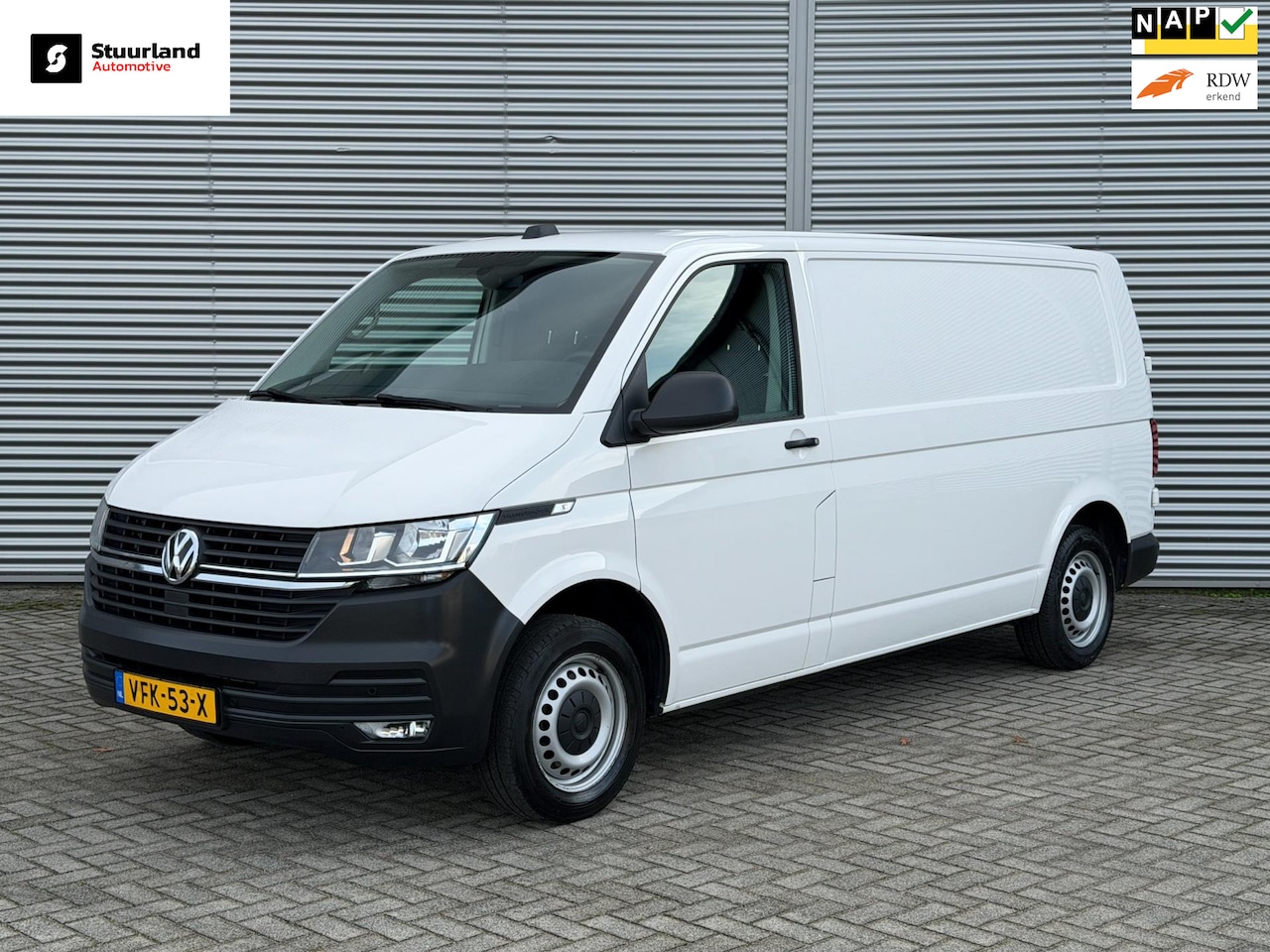 Volkswagen Transporter - 2.0 TDI L2H1 150pk Aut/ Navi/ Airco/ Cruise/ Camera/ 3zits/ PDC/ - AutoWereld.nl