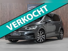 Volkswagen Touran - 1.8 TSI R-Line DSG PANO PDC NAV 2016