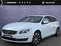 Volvo V60 - 1.5 T3 Polar+ Dynamic |Trekhaak| Schuif/kantel dak | xenon | verwarmde stoelen | verwarmd