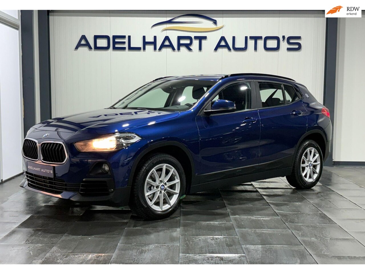 BMW X2 - SDrive18i Automaat / Navigatie full map / Cruise control / Climate control / etc.. - AutoWereld.nl