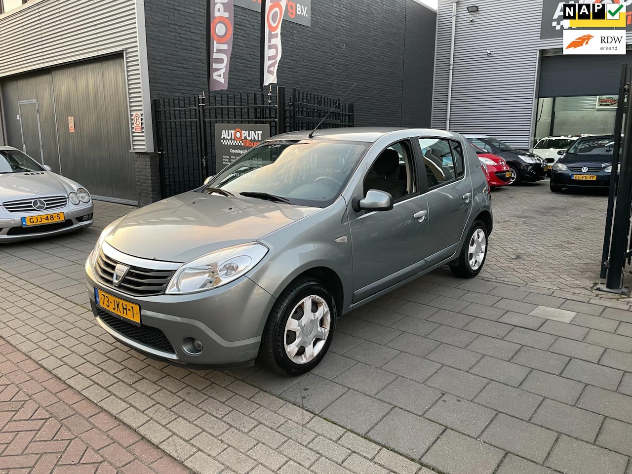 Dacia Sandero - 1.2 Lauréate 3e Eigenaar! Airco NAP APK 1 Jaar - AutoWereld.nl