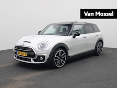 MINI Clubman - 2.0 Cooper S Chili Serious Business | Elektrisch Glazen Schuif-/Kanteldak | Stoelverwarmin