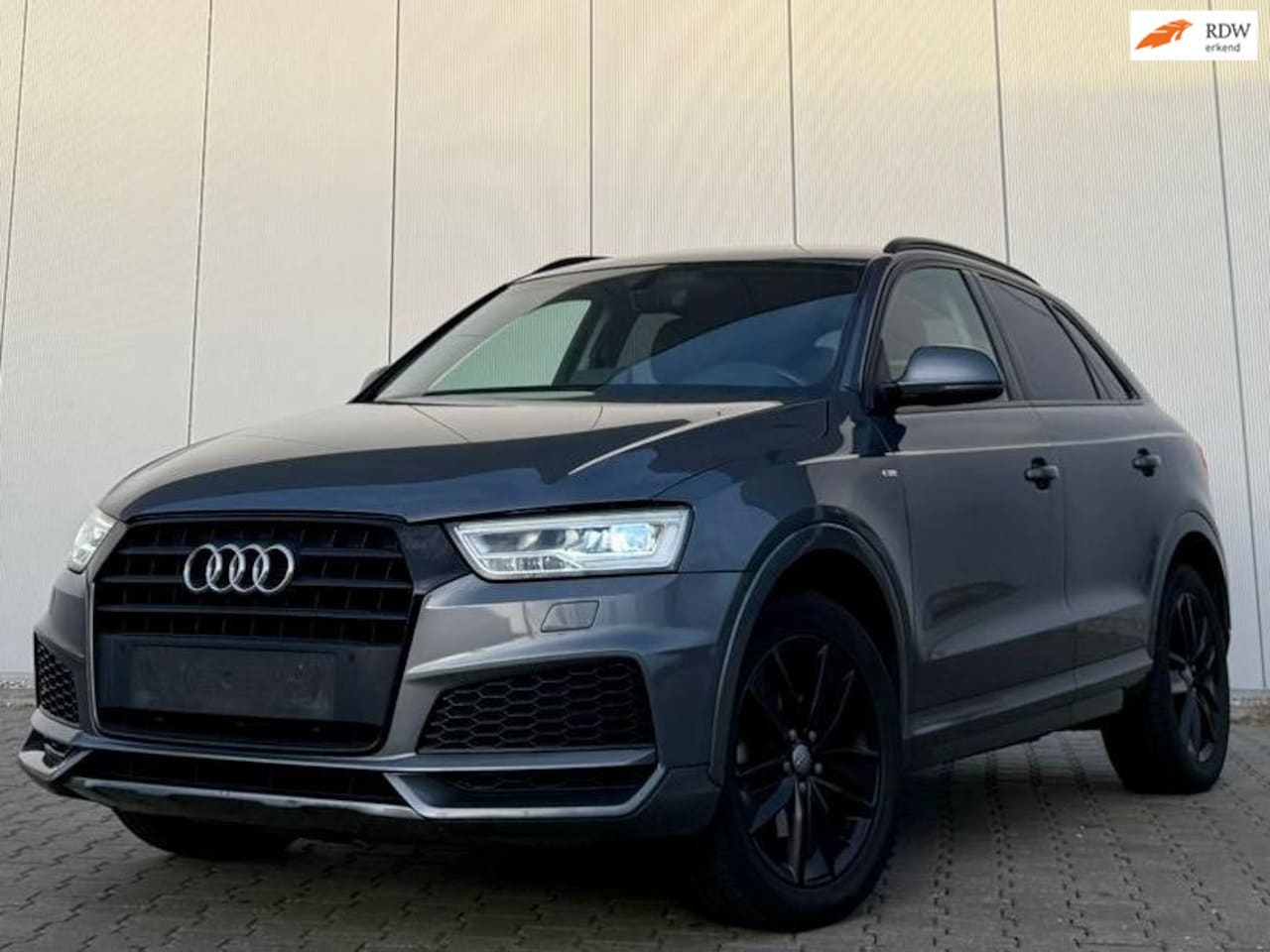Audi Q3 - 2.0 TDI Sport Advance Leder Led StoelV - AutoWereld.nl