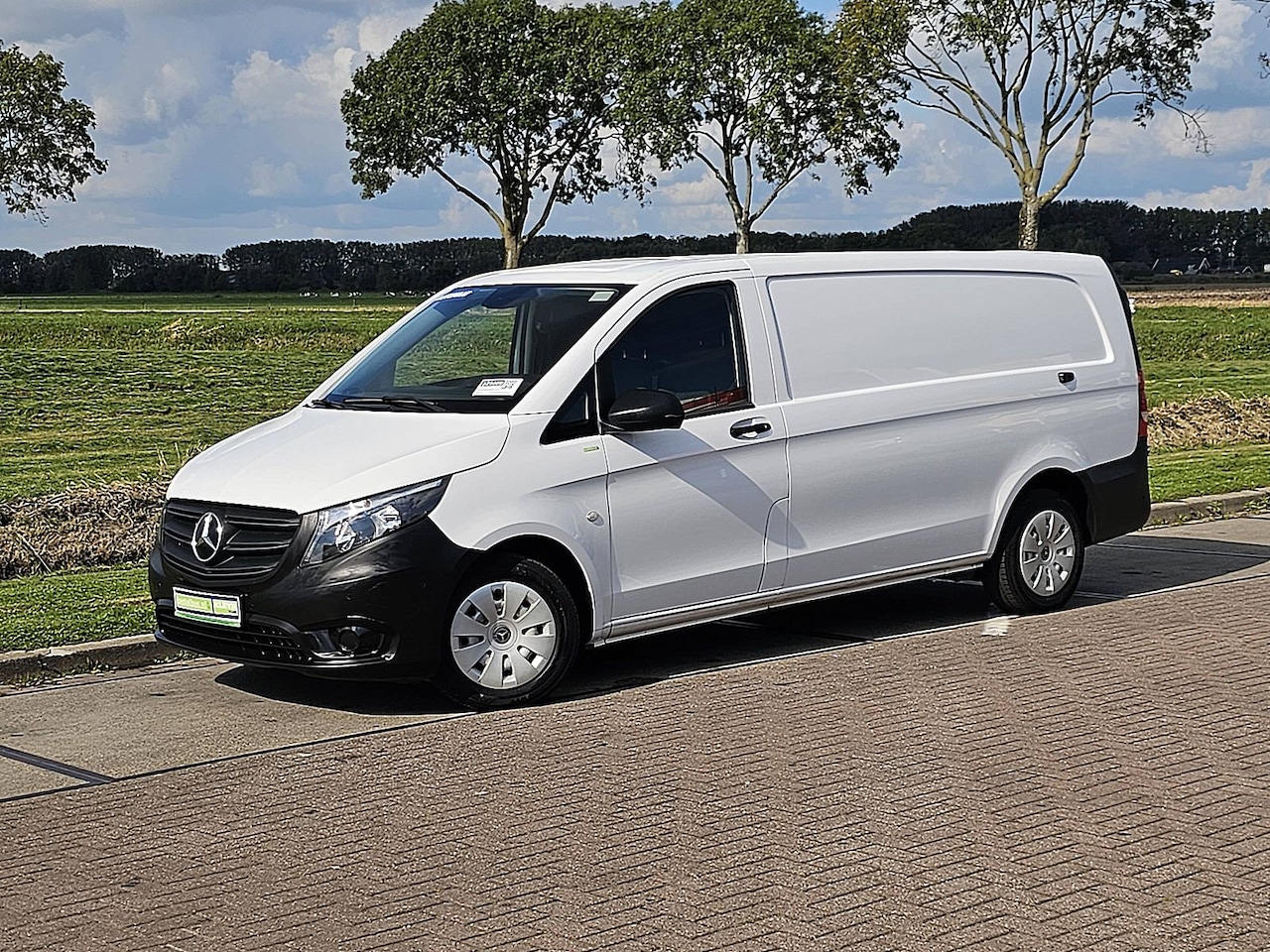 Mercedes-Benz Vito - 114 CDI L3 Automaat Navi 270Gr-Deuren 2.5T-Trekhaak PDC Distronic 3-Zits Stoelverwarming! - AutoWereld.nl