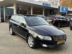 Volvo V70 - 2.0 T5 Schuifdak ACC Standkachel On call Stuur & Stoelverwarming