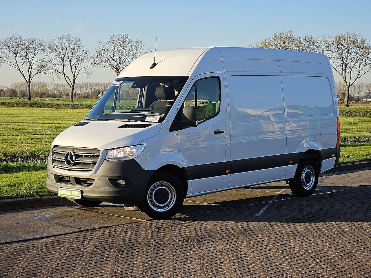 Mercedes-Benz Sprinter - 314 2.2 CDI L2H2 EURO VI-D RWD Mbux + Navi Automaat Trekhaak Camera 143Pk Euro6 1e Eigenaa - AutoWereld.nl